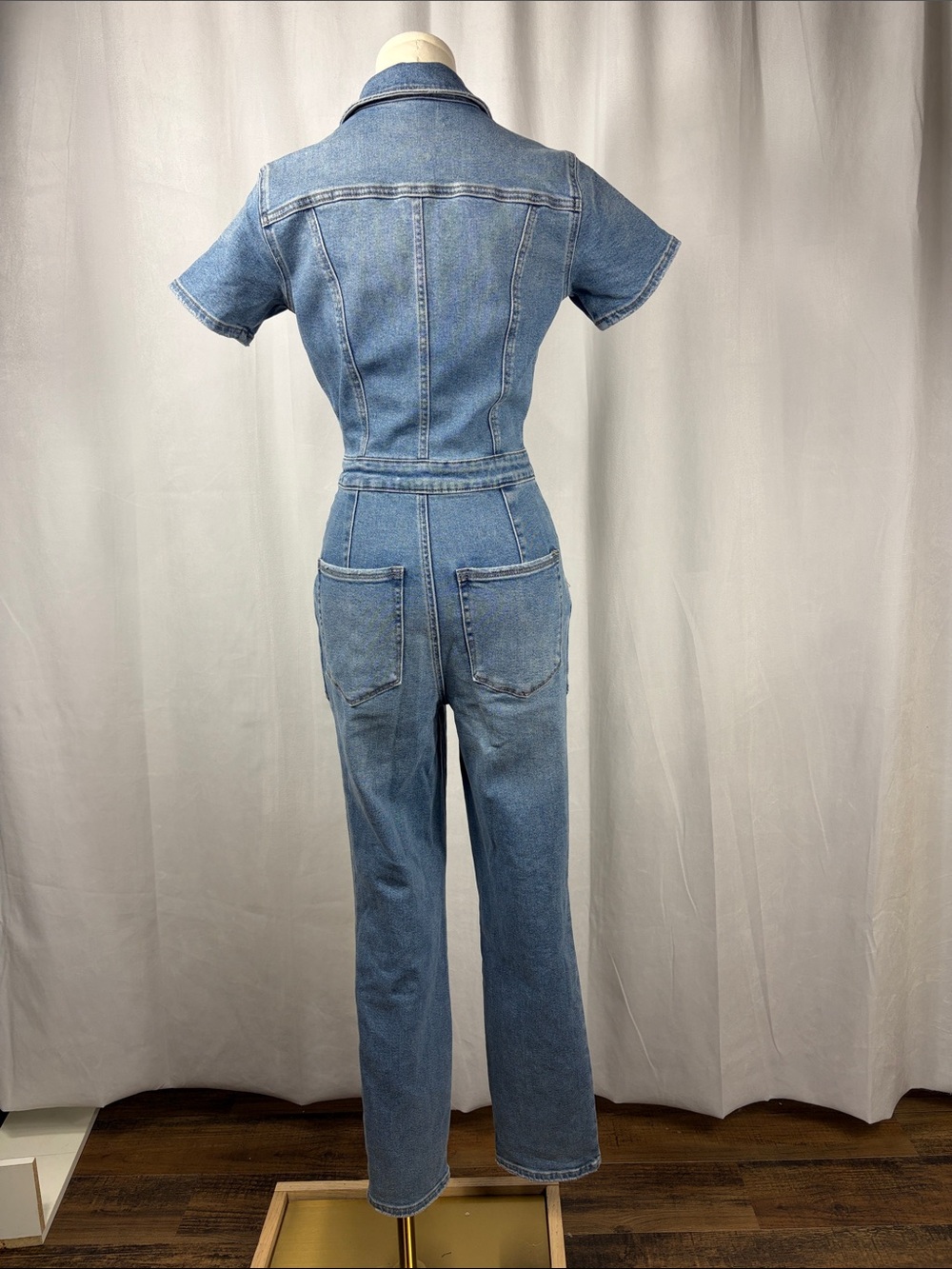 Good American Fit For Success Jumpsuit in Blue 274. - Picture 8 of 16